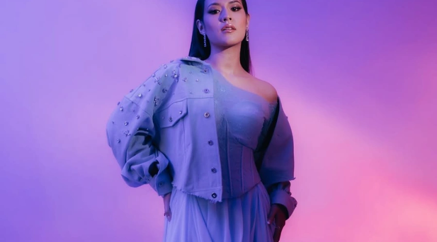 Sidang Cerai Ditunda, Raisa Kepergok 'Like' Komen Pasrah soal Hubungan!