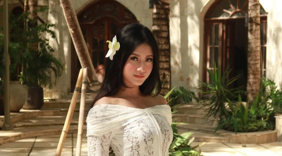 Biodata dan Agama Saputri Asigen TikToker Bali Diduga Selingkuh, Givic Bongkar Bukti Chat!