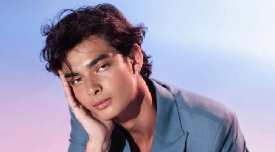 Profil Tristan Molina, Aktor Muda yang Diisukan Dekat dengan Olla Ramlan