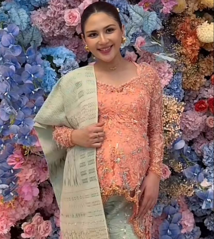 Jessica Mila Baru Gelar Acara Adat Batak Mambosuri, Ini Maknanya