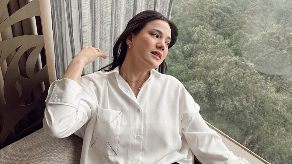 Apa Itu Metode MPASI BLW? Alice Norin Pernah Menerapkannya