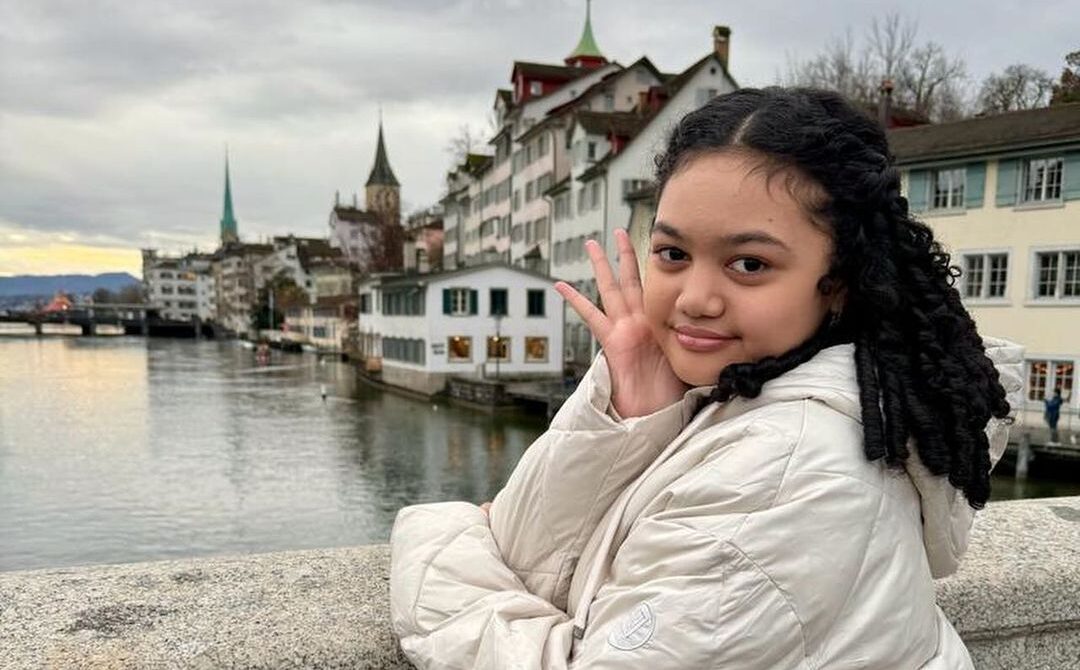 Cantiknya Amora Lemos Putri Kris Dayanti di Acara Hari Anak Nasional