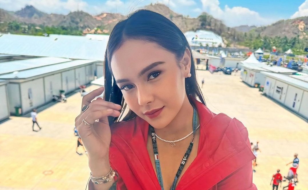 Angie Ang Ditinggal Nikah Sang Mantan, Hadapi Galau dengan Cara Sendiri