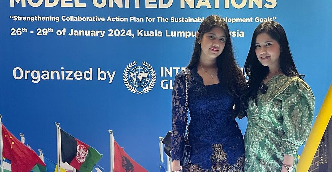 Adu Mewah Tas Anissa Pohan dan Almira Tunggadewi, Hermes VS Chanel