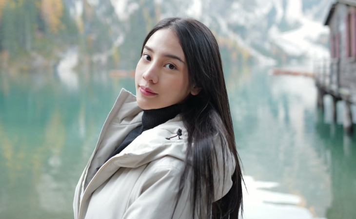 Anya Geraldine Buka Restoran Steak Mewah, Vidi Aldiano dan Keanu Angelo Jadi Tamu Pertama