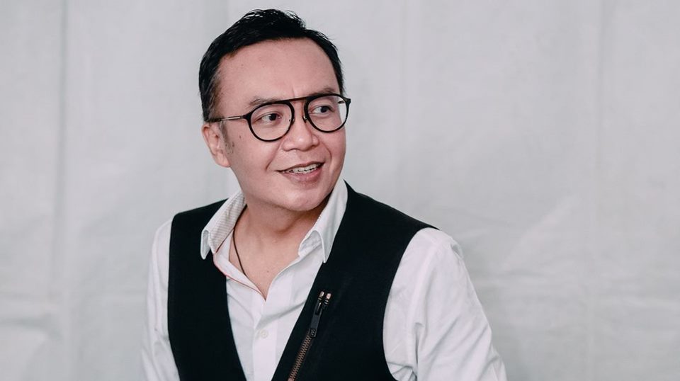 Ari Lasso Jawab Kabar Rumah Tangga Kandas Gegara Orang Ketiga