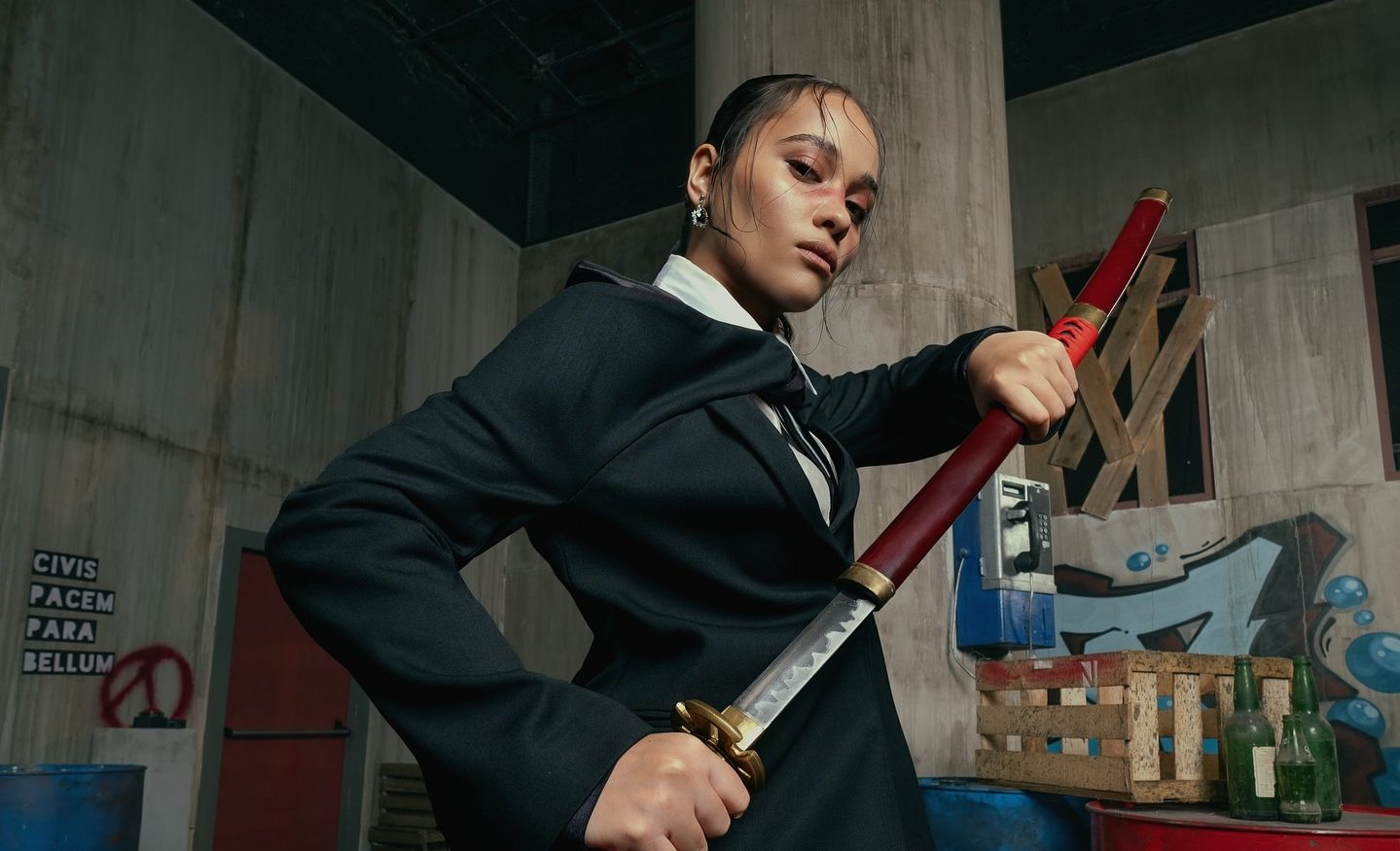 Aurora Ribero Debut Film Aksi Penuh Adegan Berkelahi di 'The Shadow Strays'