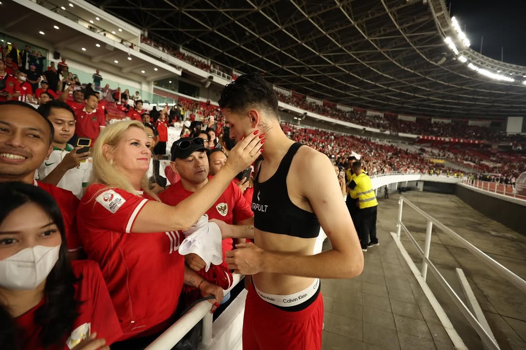 Brigitte Prophitus Hubner ibunda Justin Hubner sata mendukung buah hatinya. [Instagram] 