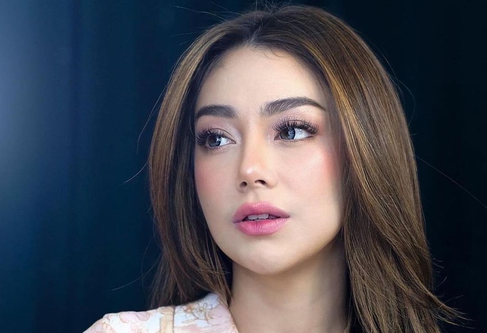 Celine Evangelista Salat Subuh Berjamaah, Bukti Sudah Mualaf