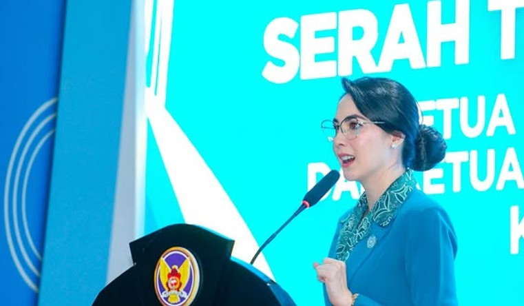 Keluarga Selamat, Arumi Bachsin Ajak Jaga Kedamaian dan Warisan Sejarah Pascapembakaran Gedung Grahadi