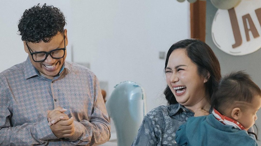 Denise Chariesta Puji Uya Kuya Wakil Rakyat Terbaik, Dateng ke Pesta Ultah Anak Tanpa Bawa Kado