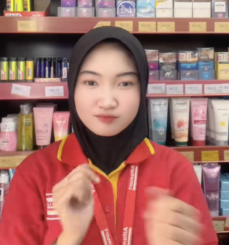 Detik-detik Video Terakhir Dina Oktaviani di Status Whatsapp Sebelum Ditemukan Meninggal Dunia
