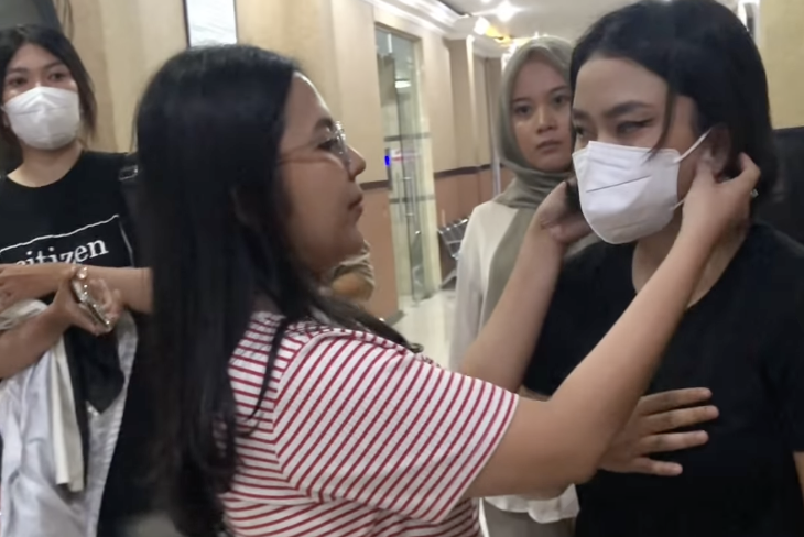 Suami Dinda Amelia Tanjung Ngaku Jual Lemari Anak Karena BU, Nyatanya Dikasih ke Selingkuhan!