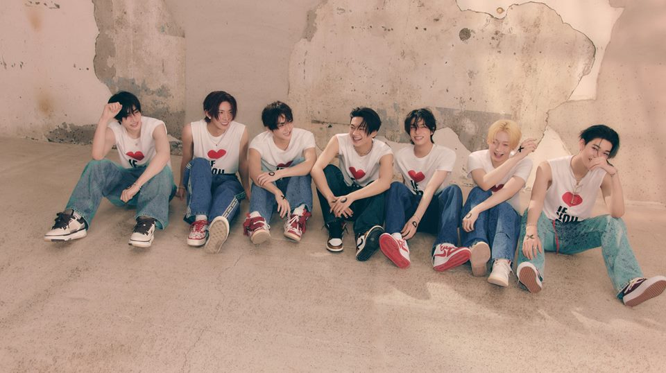 Agensi ENHYPEN Ambil Tindakan Terhadap Sasaeng yang Curi Informasi Kursi Pesawat Member