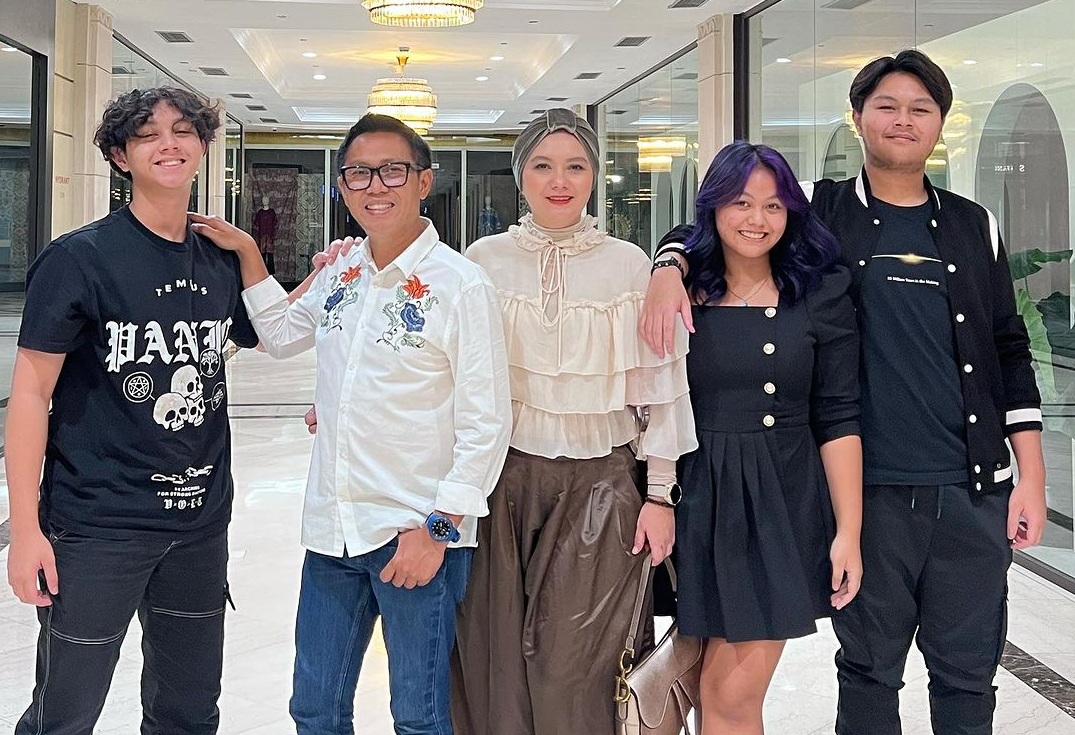 Viona Rosalina Pantang Apa-Apa Larang Anak, Selalu Kasih Kebebasan