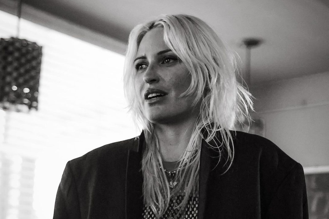 Masa Lalu Vokalis Baru Linkin Park Dibongkar, Pernah Dukung Pelaku Pemerkosaan