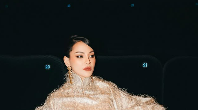 Tak Lagi Pakai Kode, Erika Carlina Ngerengek Minta DJ Bravy Segera Dinikahi: Nikahin Aku Dong!