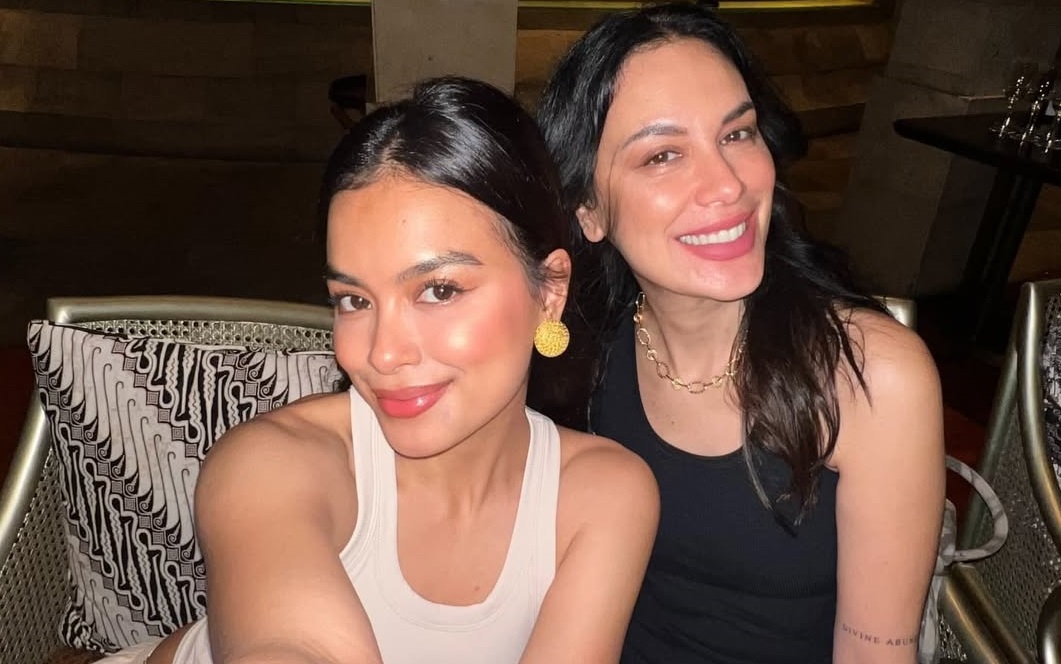 Artis Eva Celia dan ibundanya, Sophia Latjuba. [Instagram] 