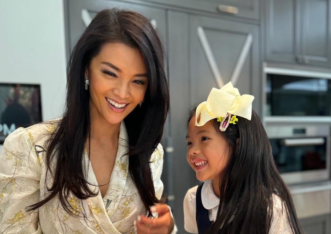 Farah Quinn Biasakan Anak Makan Sayur Sejak Dini, Banyak Bangat Manfaatnya