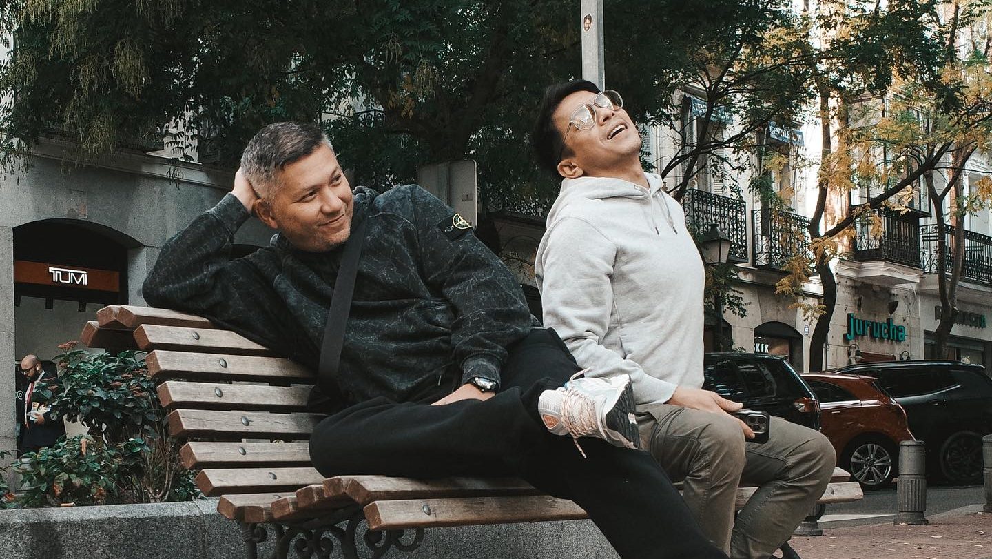 Duo Duda Ganteng! 3 Potret Ariel Noah dan Gading Marten Liburan Bareng