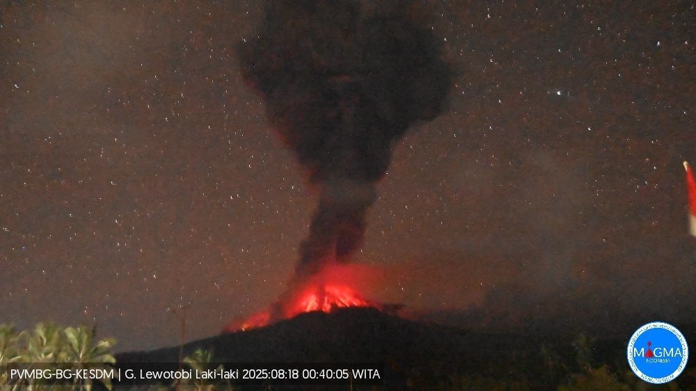 Waspada! Gunung Lewotobi di NTT Meletus, Lima Kali Erupsi di Senin Pagi, Warga 6 Desa Mengungsi