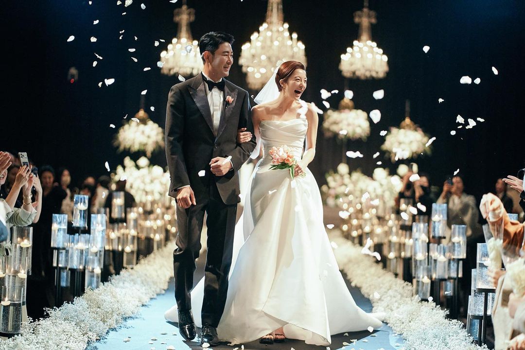 Aktris Hwang Bo Ra Resmi Jadi Ibu Lahirkan Bayi Laki-Laki di Usia 40 Tahun