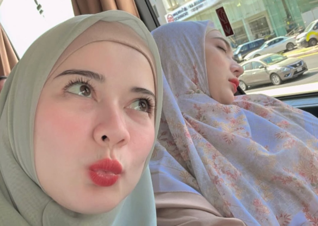 Bongkar Skandal Andreas Wullur, Iris Wullur Manglingi Pakai Hijab