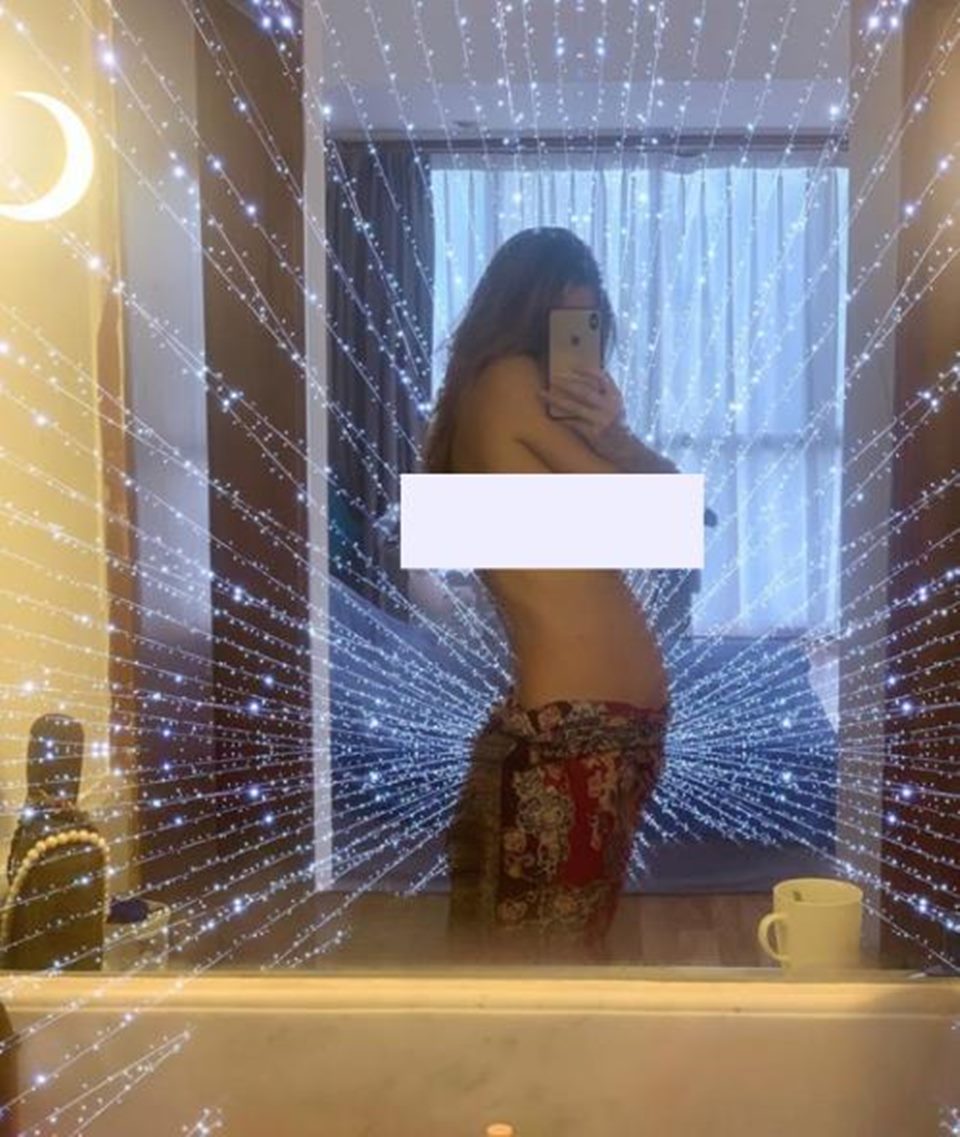 Istri Ario Bayu Diduga Hamil Anak Kedua usai Pamer Perut