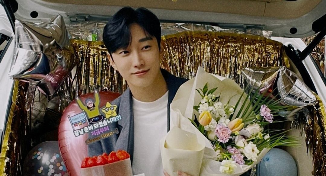 Jung Jin Young Bakal Dampingi Dahyun TWICE di Film Remake You Are The Apple of My Eye