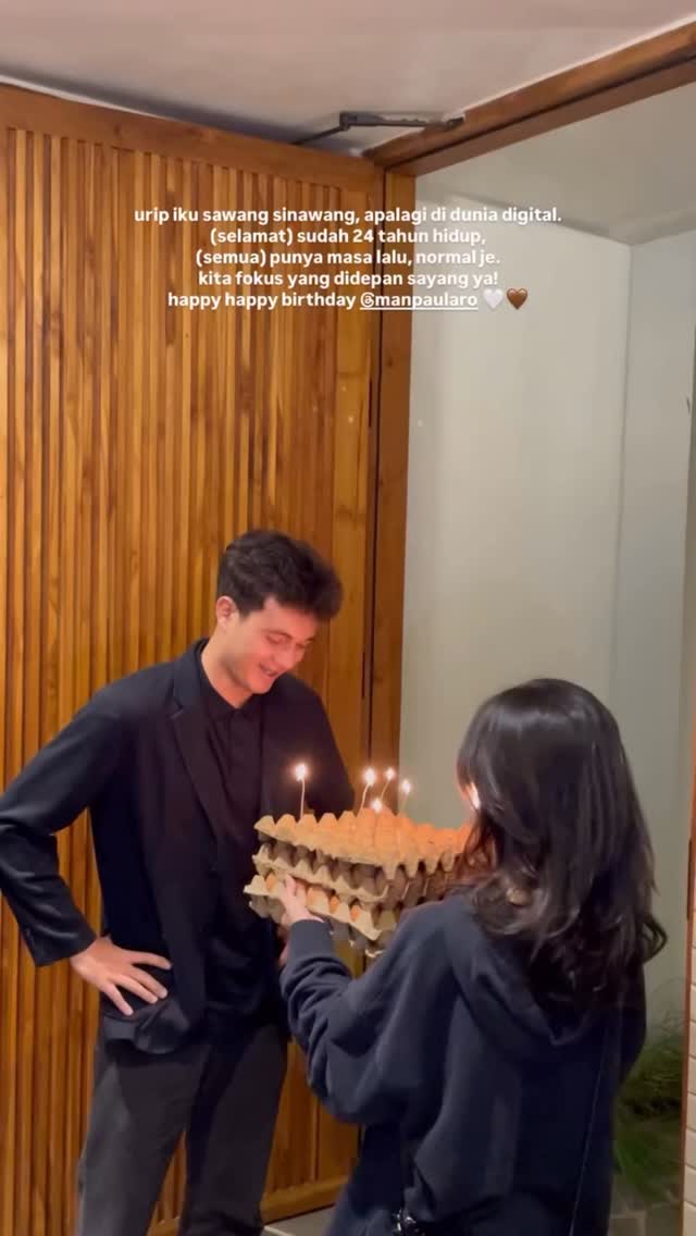 Nyoman Paul dihadiahi Keisya Levronka [instagram]