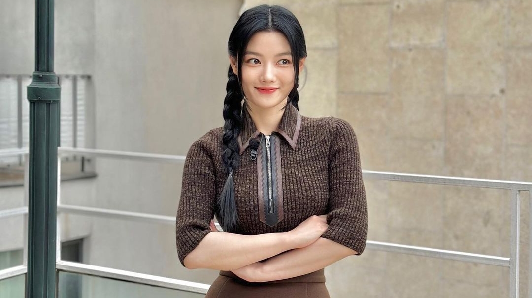 Kim Yoo Jung Donasi Rp1,1 Miliar untuk Anak-anak Penderita Kanker