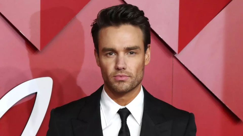 Tragis, Liam Payne eks One Direction Meninggal usai Jatuh dari Balkon Hotel