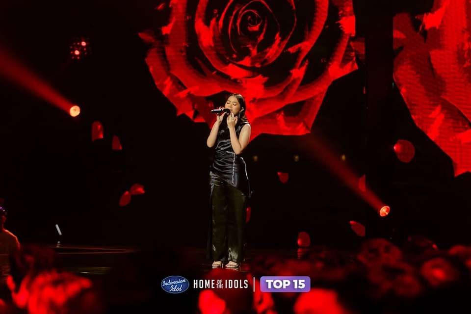 Maia Estianty Tersentuh Manisa Bawakan Lagunya di Indonesian Idol Season XIII