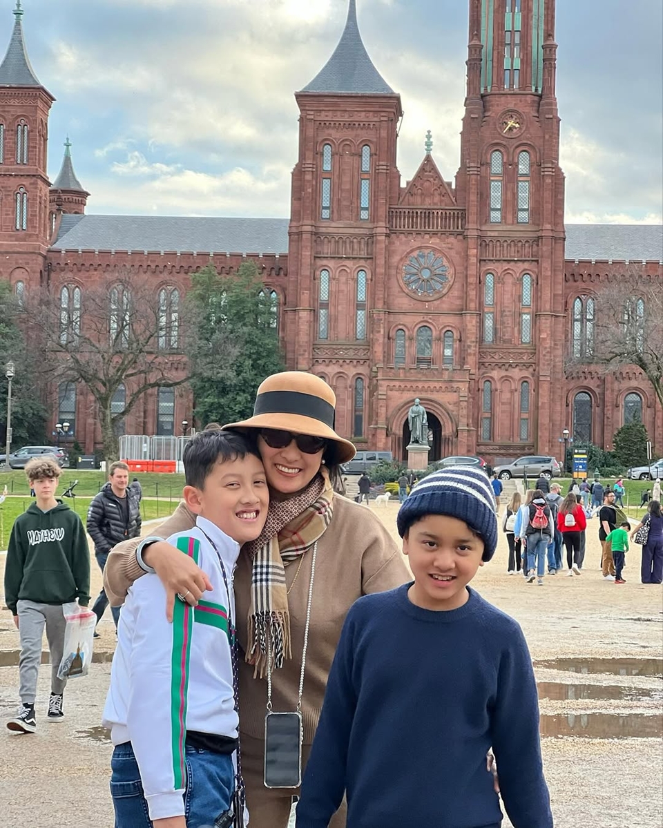 Marcella Zalianty Hadapi Tantangan Besarkan Anak Sebagai Ibu dengan OCD