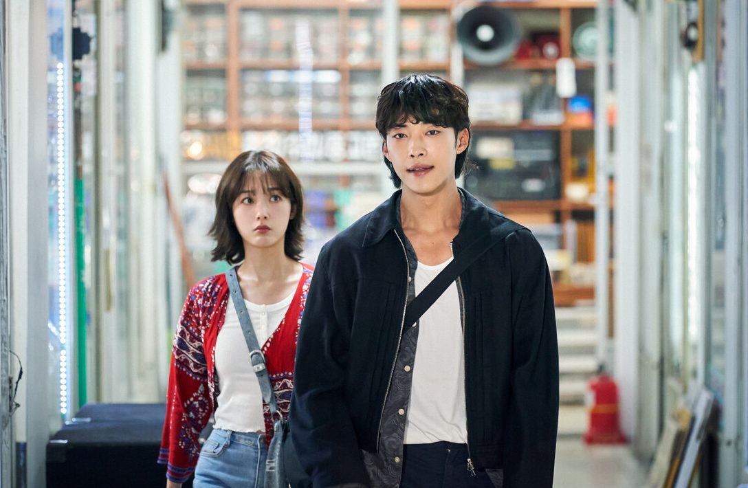 Lee Yoo Mi Perankan Wanita Paling Sial di 'Mr Plankton', Ditemani Woo Do Hwan