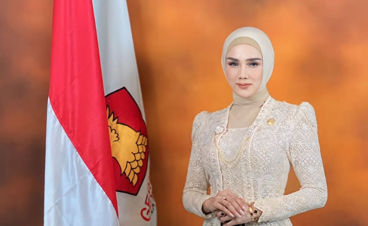 Mulan Jameela Pamer Tas Branded Rp158 Juta, Netizen Singgung Soal Lulusan SMA