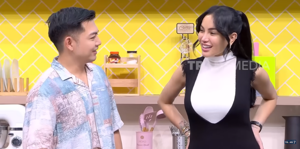 Nicky Tirta Dijodohin Sama Nikita Mirzani, Sempat Malu-Malu Kucing Reaksinya