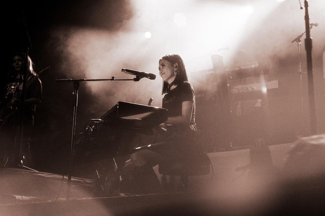 NIKI Memang Kelas, Artis Indonesia Pertama Jadi Bintang Tamu Jimmy Kimmel Live!