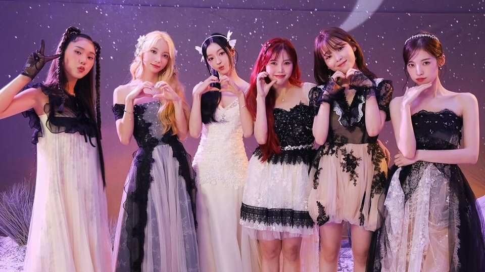 Gak Dikunjungi Junior, Oh My Girl Bongkar Beda Sikap Idol Dulu vs Sekarang