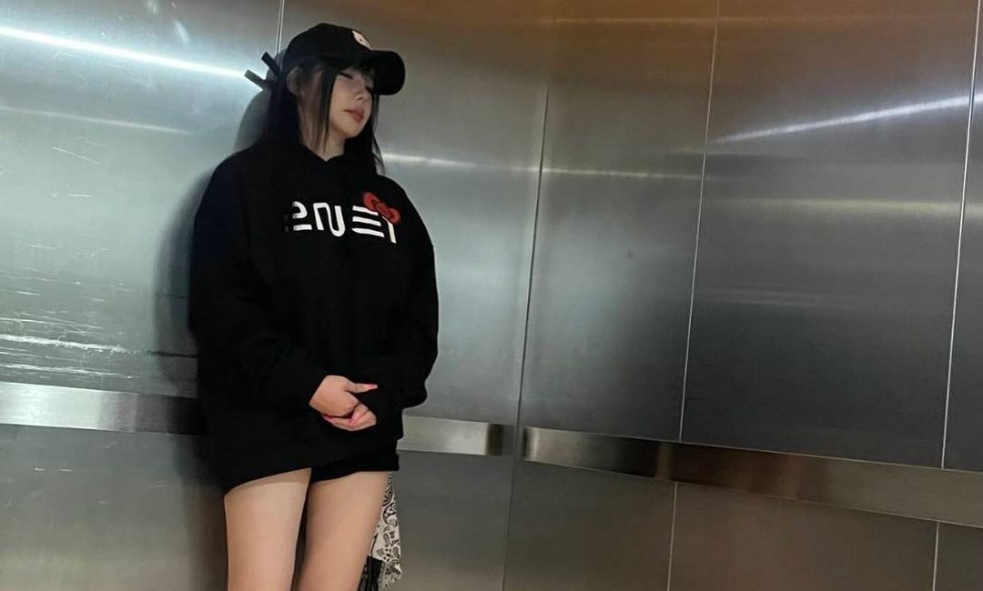 Park Bom 2NE1 Kembali Halu, Netizen Kasihan pada Lee Min Ho