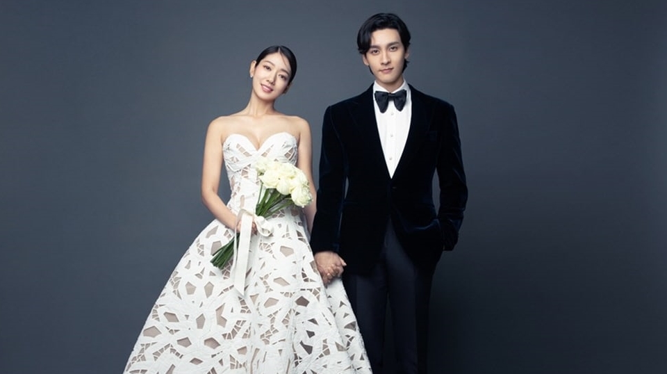 Park Shin Hye Gak Bareng Suami di Nikahan Jo Se Ho, Jawaban Choi Tae Joon So Sweet