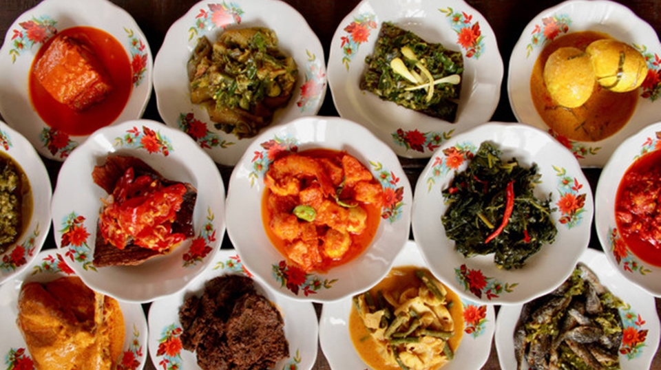 RM Padang Sepakat, Tunjang Terenak di Jakarta Versi Jawa Maliq & D'Essential