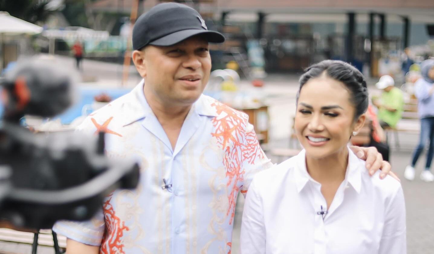 Kris Dayanti dan Raul Lemos Long Distance Sementara, Manisnya Kirim Kabar Lewat Story