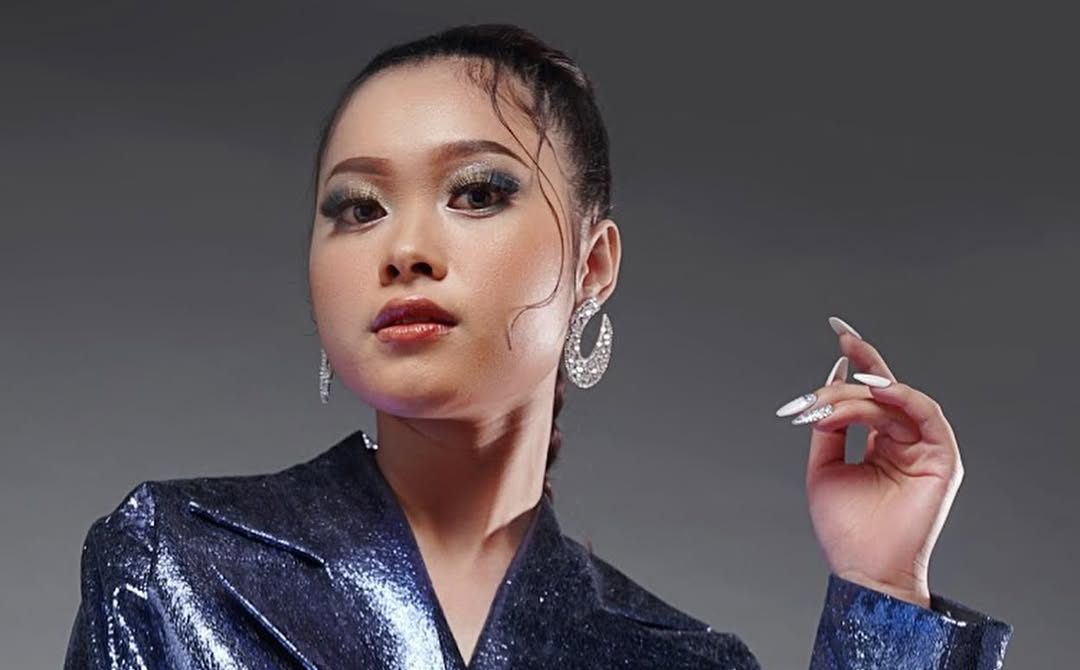 Totalitas! Pedangdut Risa Amel Tetap Enerjik Meski Sedang Galau