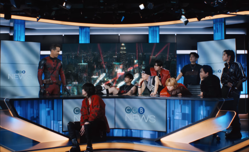 Mahal! Stray Kids Rilis 'Chk Chk Boom' Ryan Reynolds dan Hugh Jackman Jadi Guest Star