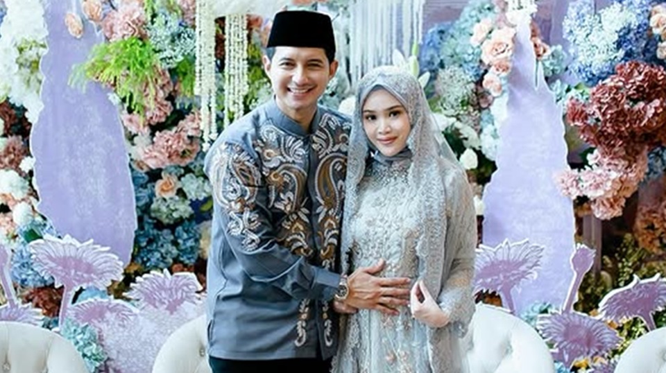 Chand Kelvin Bongkar Jenis Kelamin Anak Saat Tasyakuran 4 Bulan Kehamilan Istri