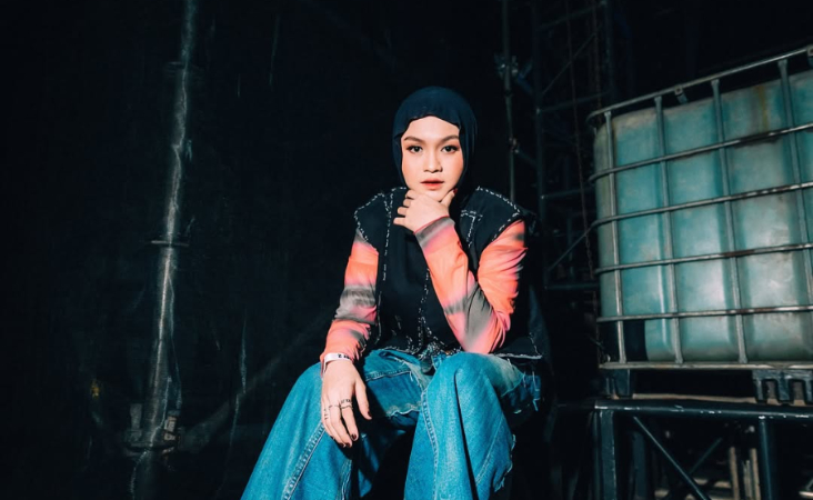 Salma Salsabil Hebohkan Panggung Pestapora 2025, Ngaku Sudah Lahiran Anak Pertama