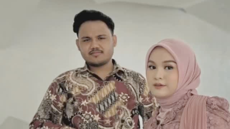 Pertunangan Salma Salsabil dan Dimansyah Laitupa Tuai Pro Kontra, Fans Korek Jejak Digital