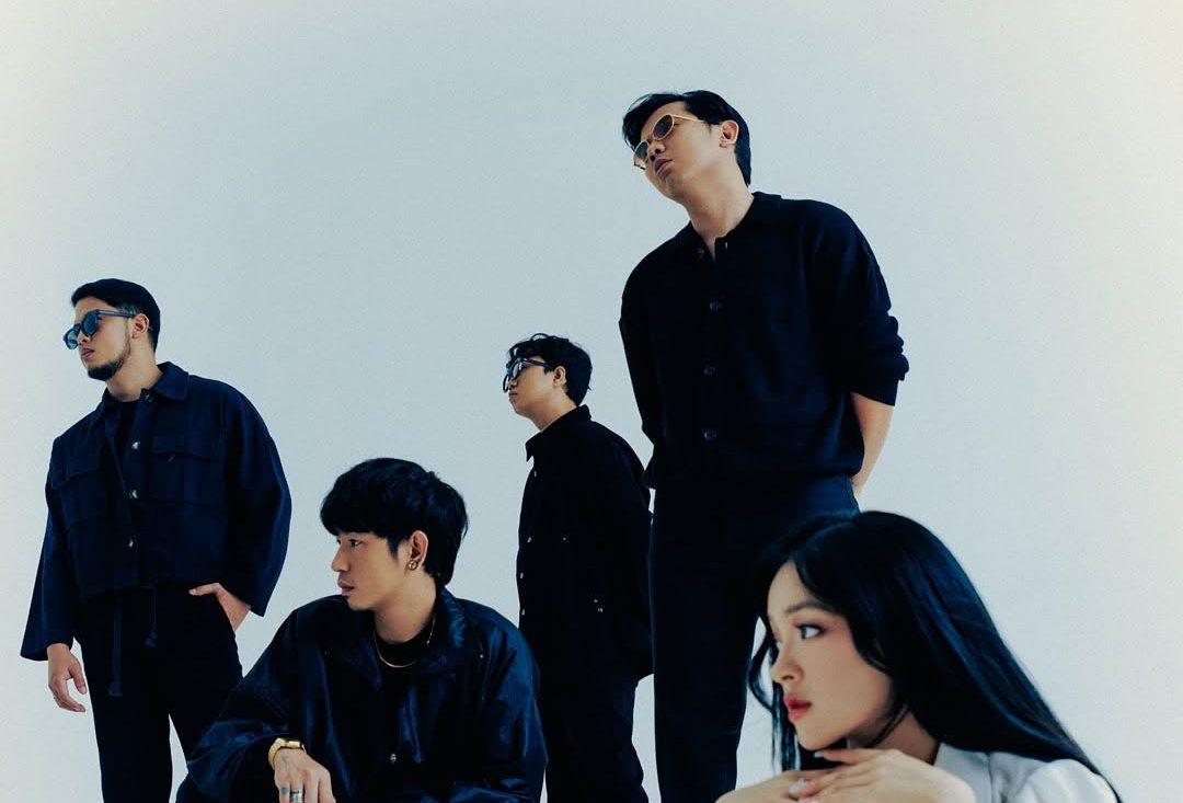 Eca Aura Dilirik Jadi Teman Duet Grup Musik For Revenge, Suaranya Bikin Merinding!