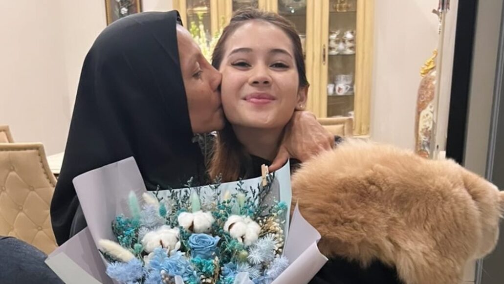 6 Artis Berseteru Dengan Ibu, Ada Yang Masih Renggang Sampai Sekarang